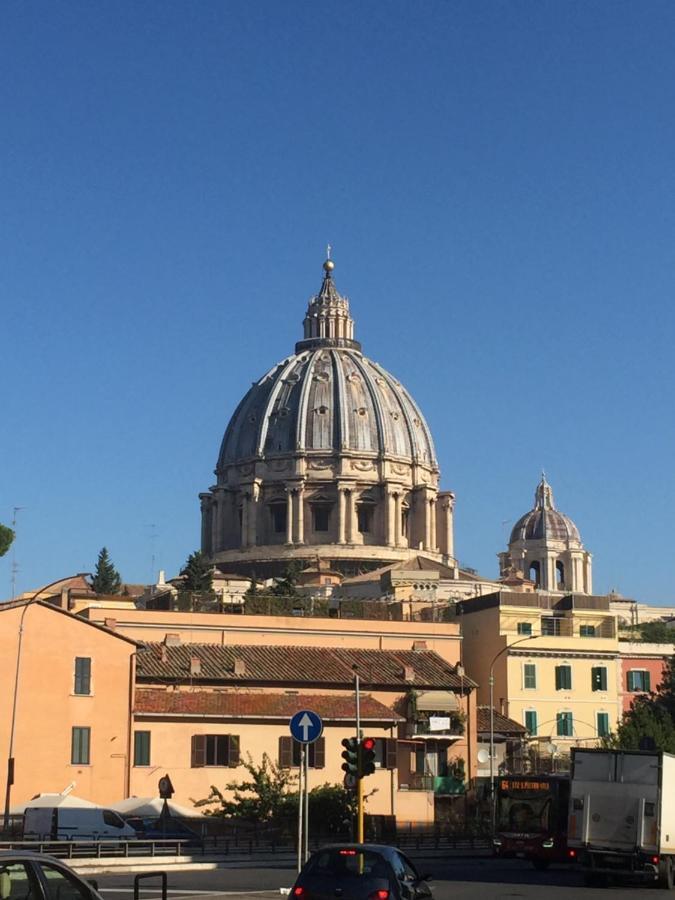 Alloggio Turistico Roberta San Pietro 로마 외부 사진